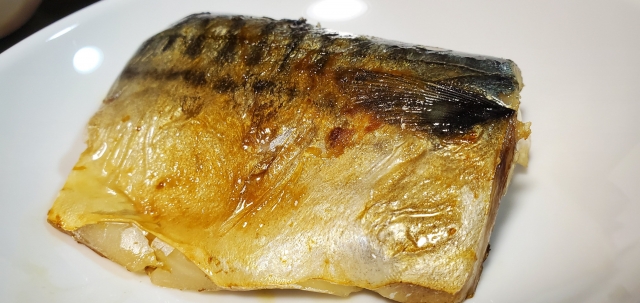 サバ塩焼き